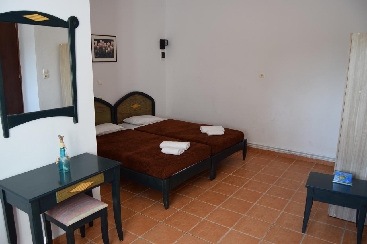 Stelios Rooms Kissamos Exterior photo